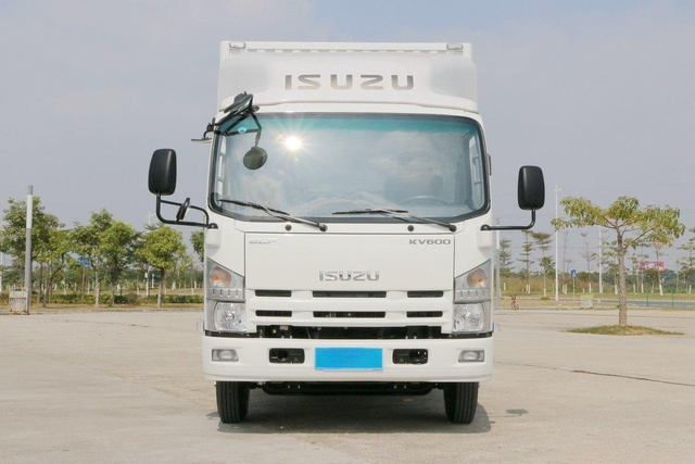 庆铃五十铃厢式货车 KV600 4x2 QL5043XXYA5HA
