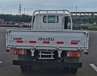  庆铃五十铃轻卡 100P 4x2 QL1041MVFA