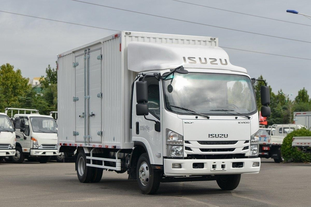 庆铃五十铃厢式货车 KV100 4x2 QL5042XXYBUHA