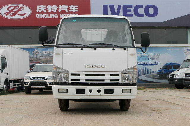  庆铃五十铃轻卡 100P 4x2 QL1040A6HA