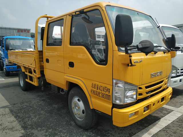 新品：庆铃五十铃轻卡 100P 4x2 QL1060A6KW
