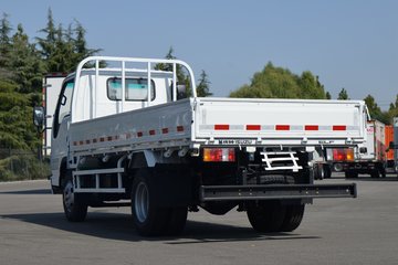 庆铃五十铃100P 4.35T 4.95米轻卡QL1040BUHA 88kWh