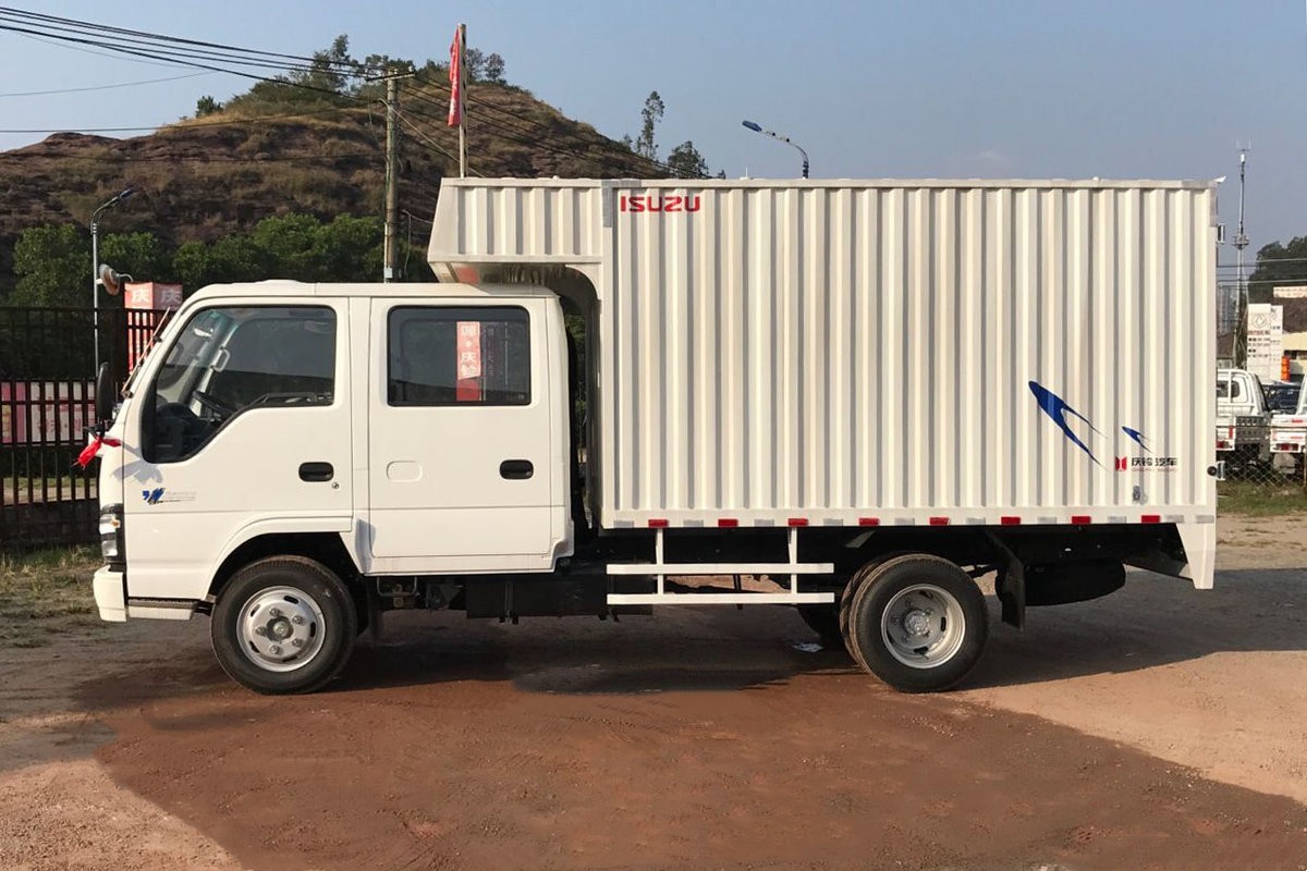  庆铃五十铃 130PS 厢式货车 600P 4x2 QL5070XXYA5KW