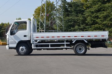 庆铃五十铃100P 4.35T 4.95米轻卡QL1040BUHA 88kWh
