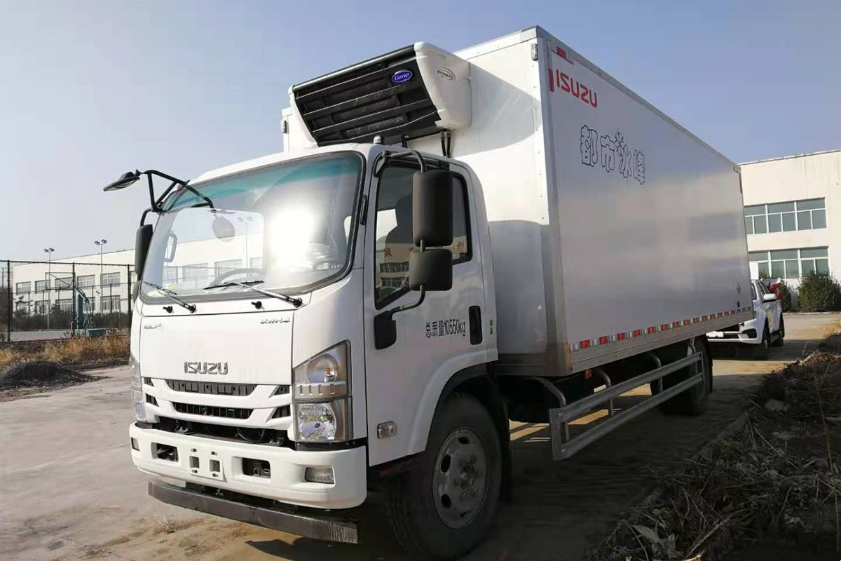 庆铃五十铃冷藏车 700P 4x2 QL5110XLCANPAJ