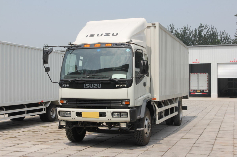  庆铃五十铃 FVR 厢式货车 4x2 QL5180XXYGTFRJ