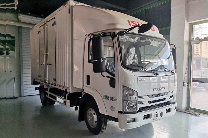 庆铃五十铃厢式货车 M600 4x2 QL5044XXYBUHA