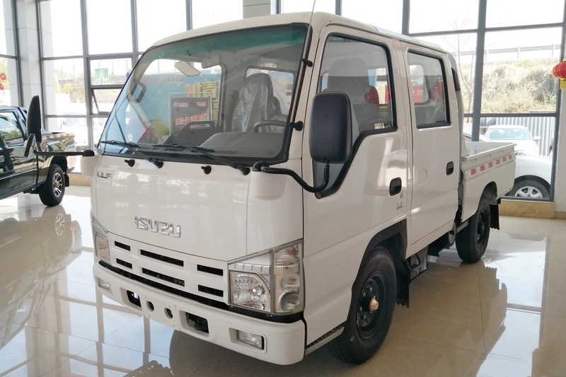  庆铃五十铃厢式货车 100P 4x2 QL5040XXYMVEW
