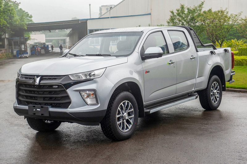 新品：庆铃 ISUZU 4X2 实用卡车双舱欧 VI QL1030CZHW
