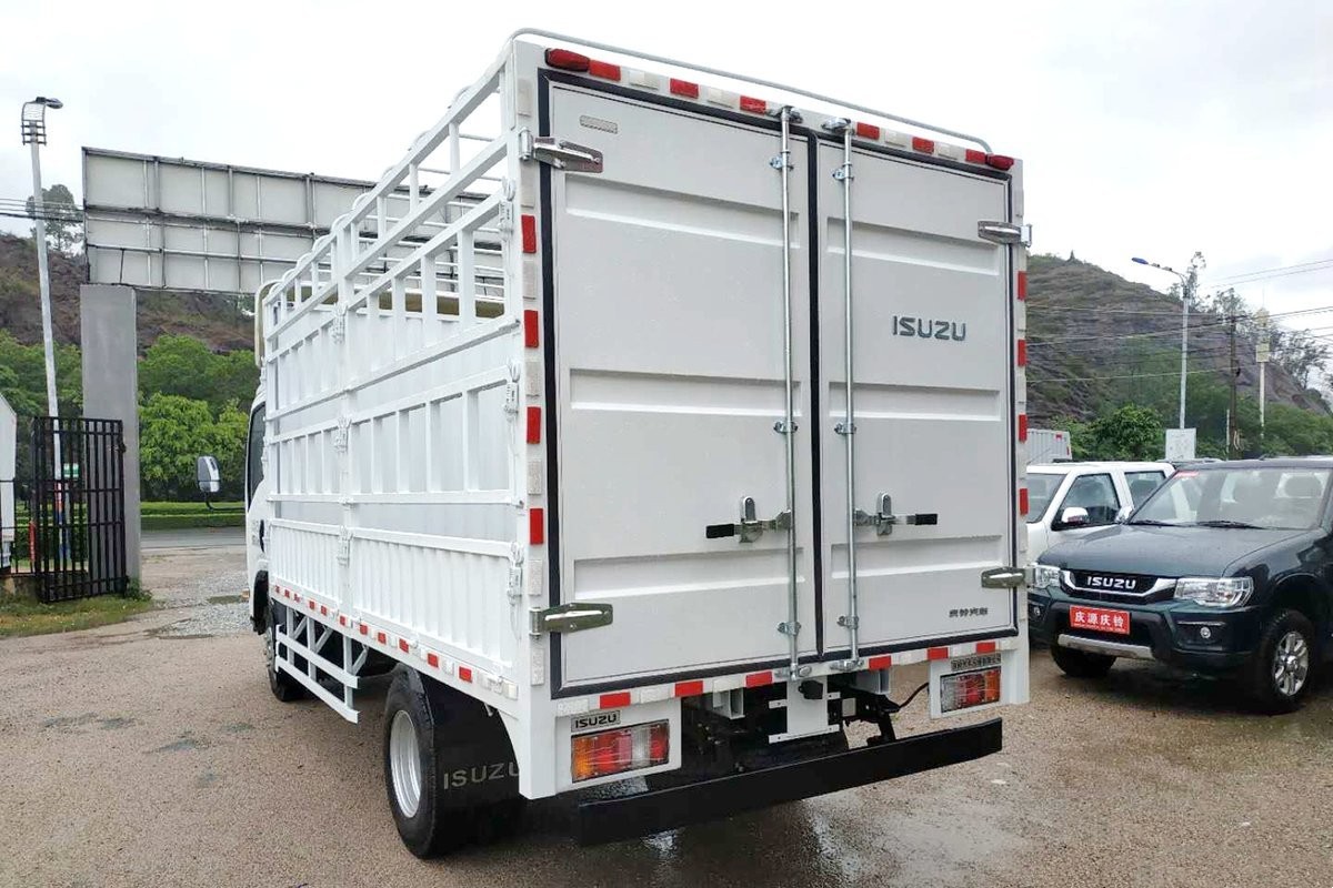  庆铃 五十铃 仓栅车 KV600 4x2 QL5043CCYA5HAJ