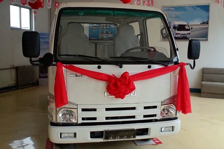  庆铃五十铃轻卡 100P 4x2 QL1040A6FW