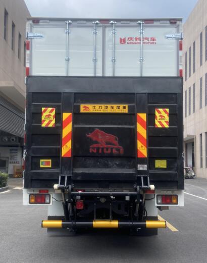  庆铃五十铃 FTR 厢式货车 4x2 QL5180XXYBXRH