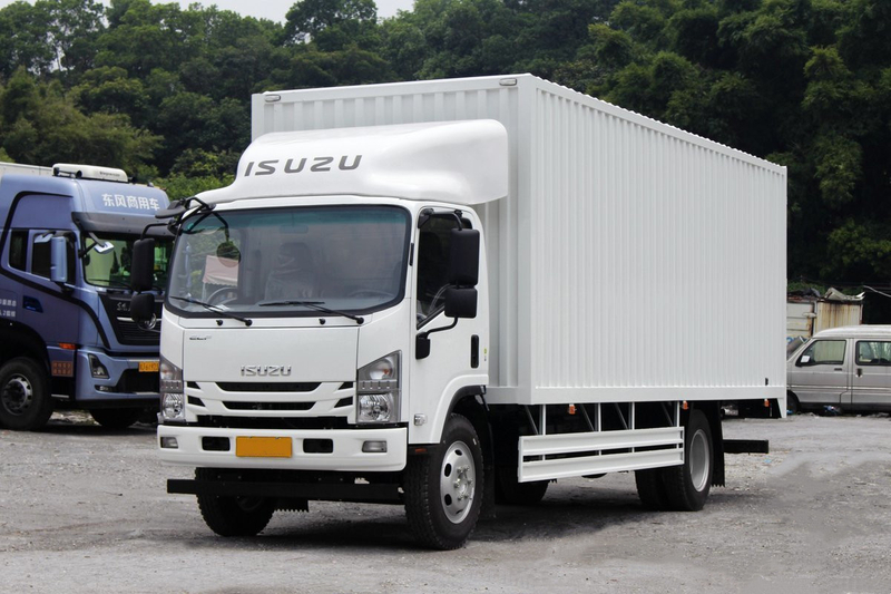  庆铃五十铃 189PS 厢式货车 700P 4x2 QL5110XXYANPA