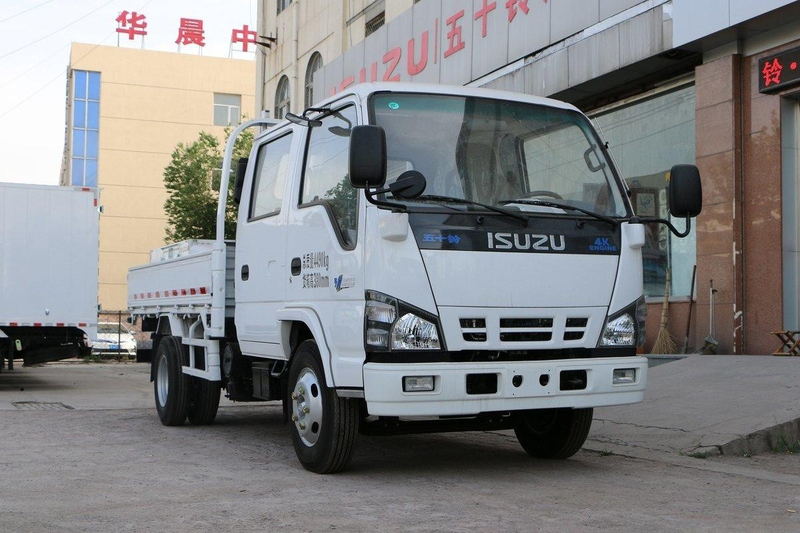  庆铃五十铃 600P 4x2 轻卡 QL1040A5HW