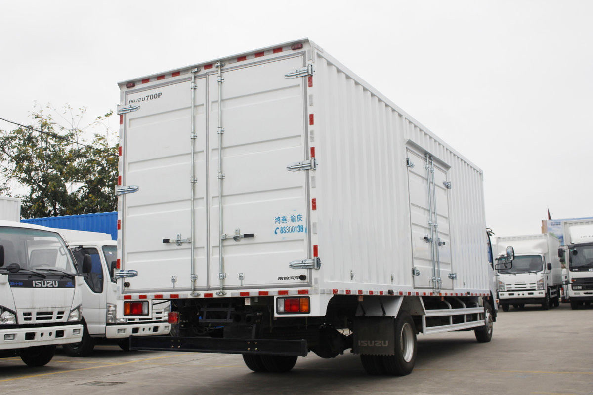  庆铃五十铃 190PS 厢式货车 700P 4x2 QL5100XXYA8PA