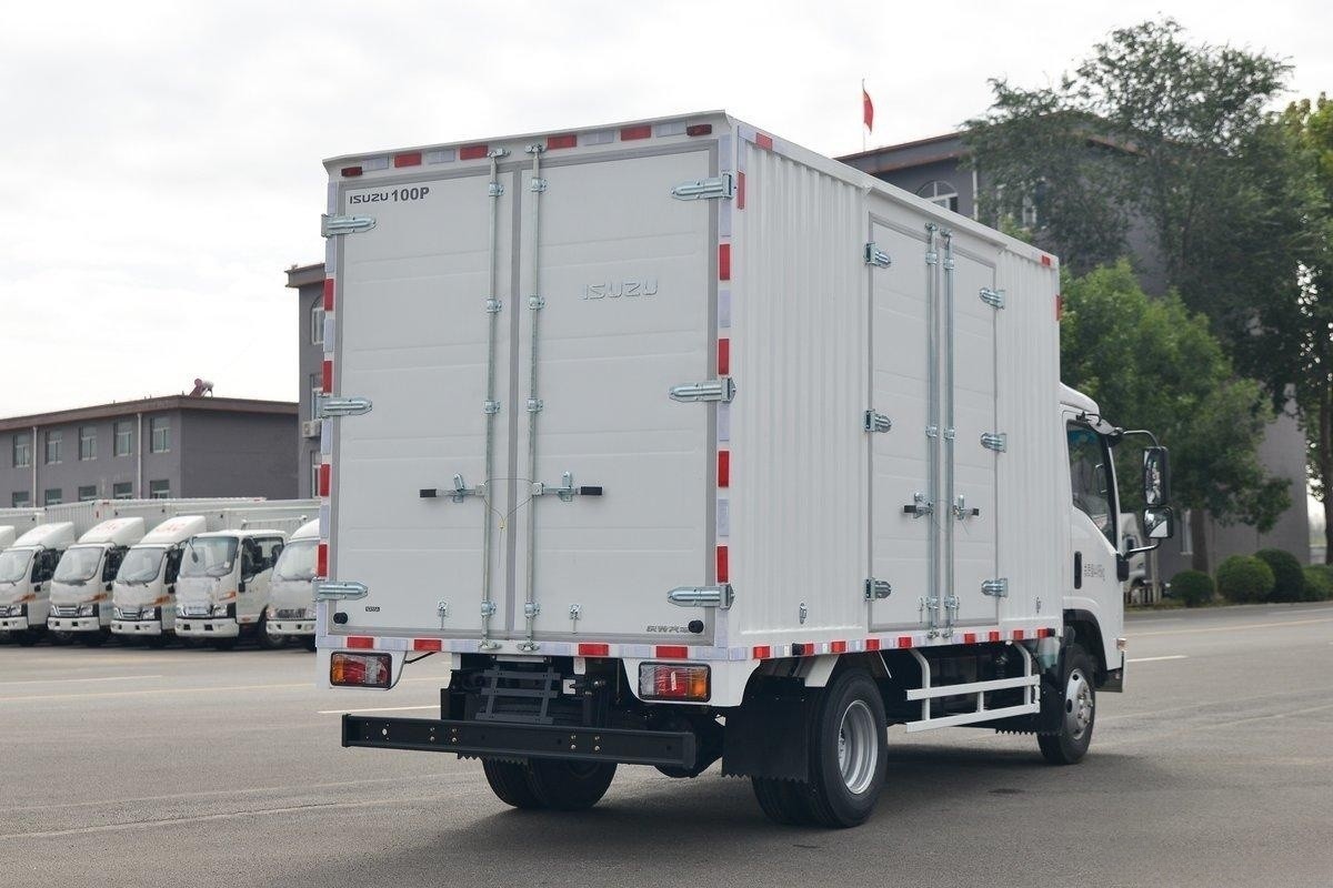 庆铃五十铃厢式货车 KV100 4x2 QL5042XXYBUHA