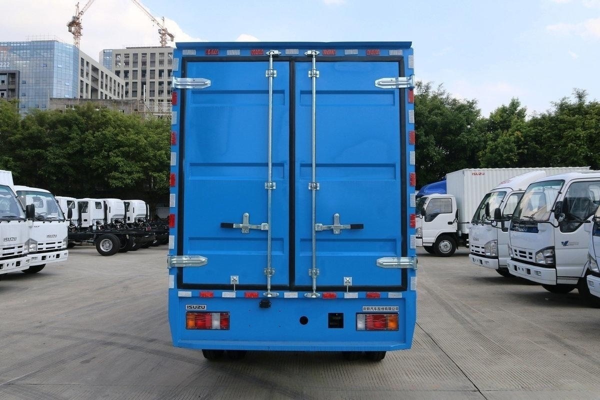庆铃五十铃厢式货车 KV600 4x2 QL5070XXYA5HAJ