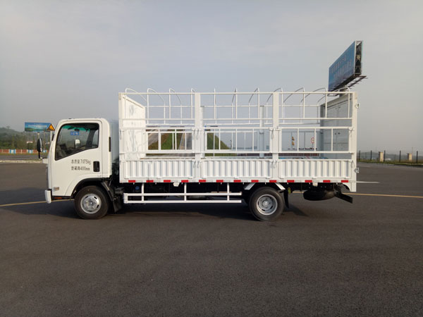  庆铃 五十铃 仓栅车 KV600 4x2 QL5071CCYA5KHJ