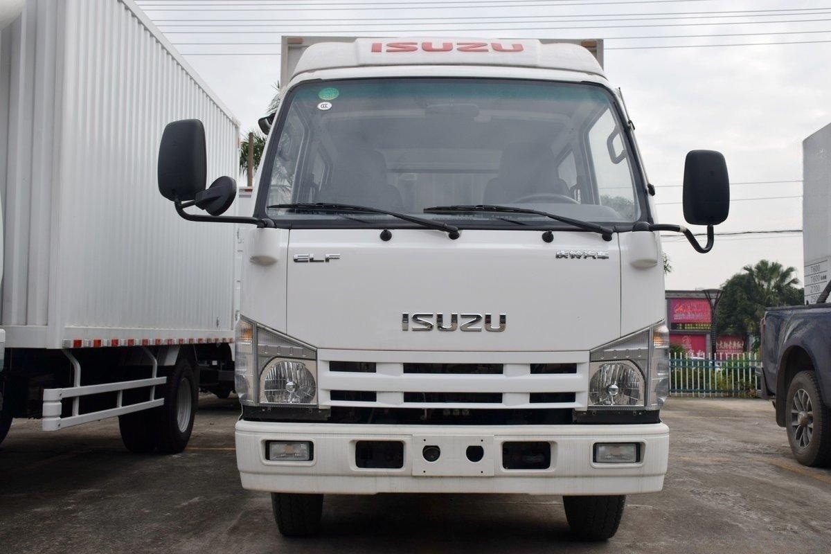  庆铃五十铃厢式卡车 100P 4x2 QL5041XXYMVHW