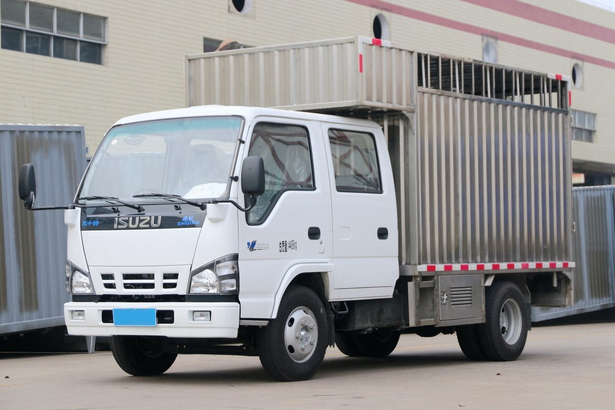 庆铃五十铃厢式货车 600P 4x2 QL5040XXYA5EWJ