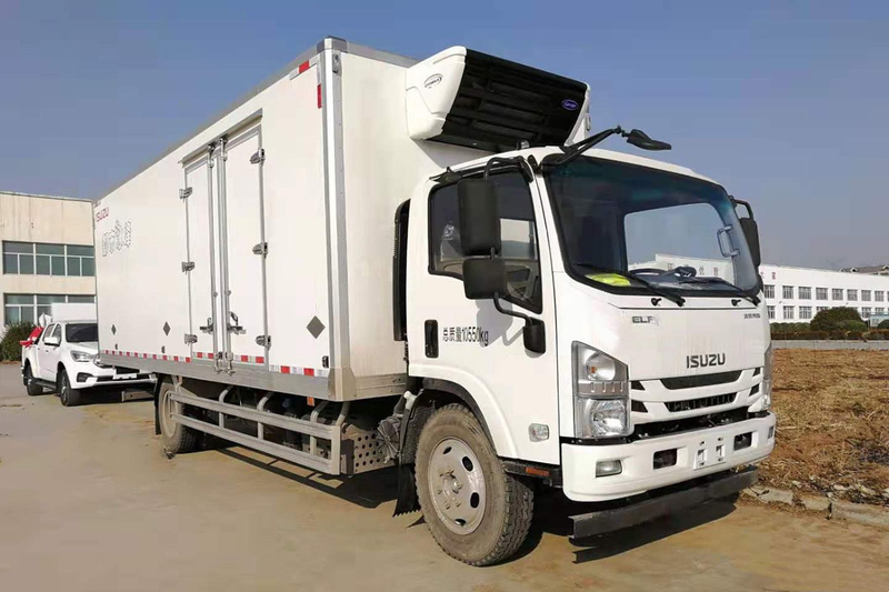 庆铃五十铃冷藏车 700P 4x2 QL5110XLCANPAJ