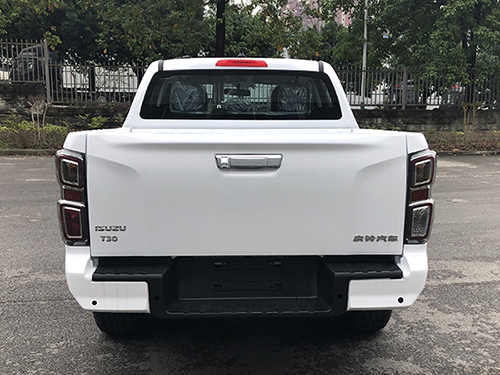 新品：庆铃五十铃 4X2 皮卡车双座欧六 QL1030BZGR