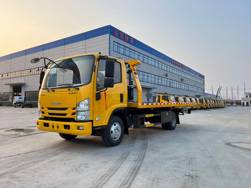  庆铃五十铃清障车 KV100 4x2（欧六）