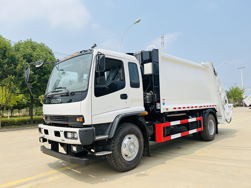 庆铃12 M3压缩式垃圾车