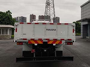  庆铃五十铃中型卡车 4x2 QL1250FTFZ