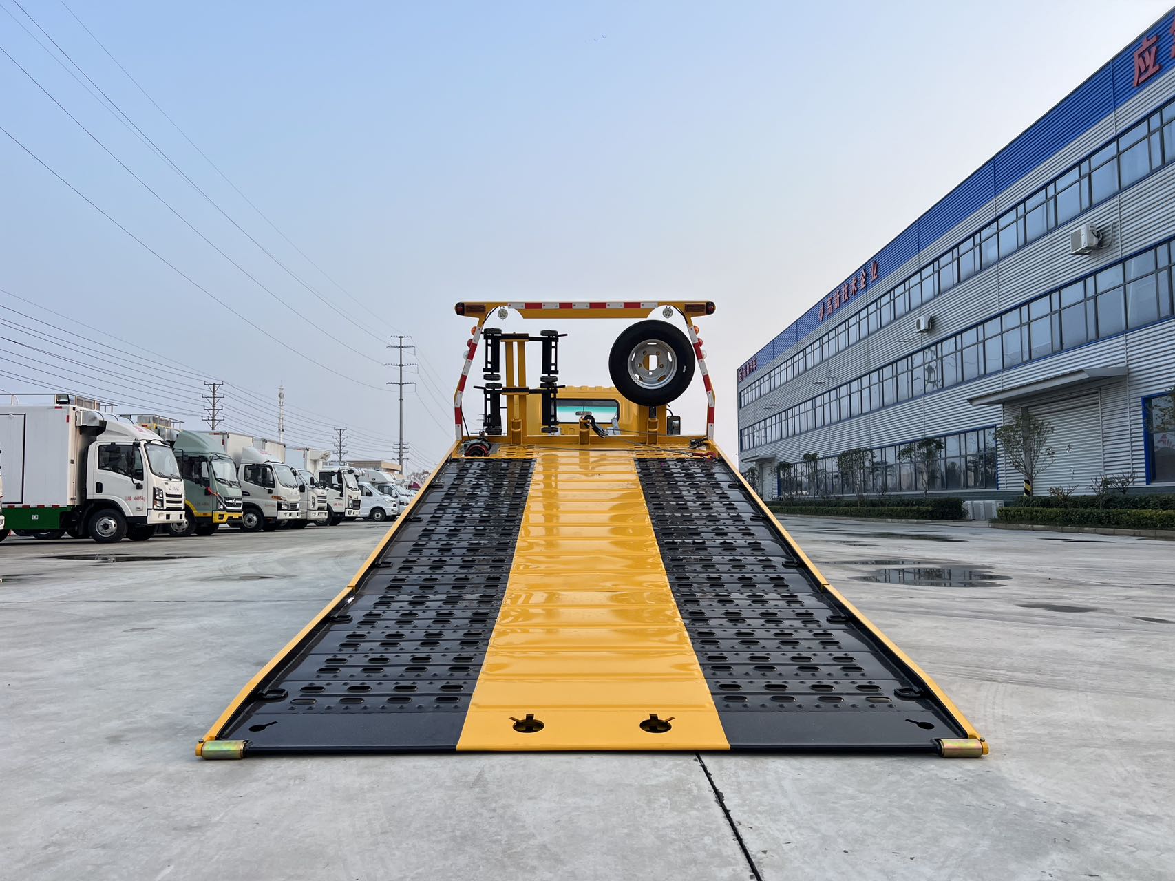  庆铃五十铃清障车 KV100 4x2（欧六）